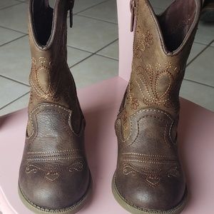 Brown cowgirl boots for toddler